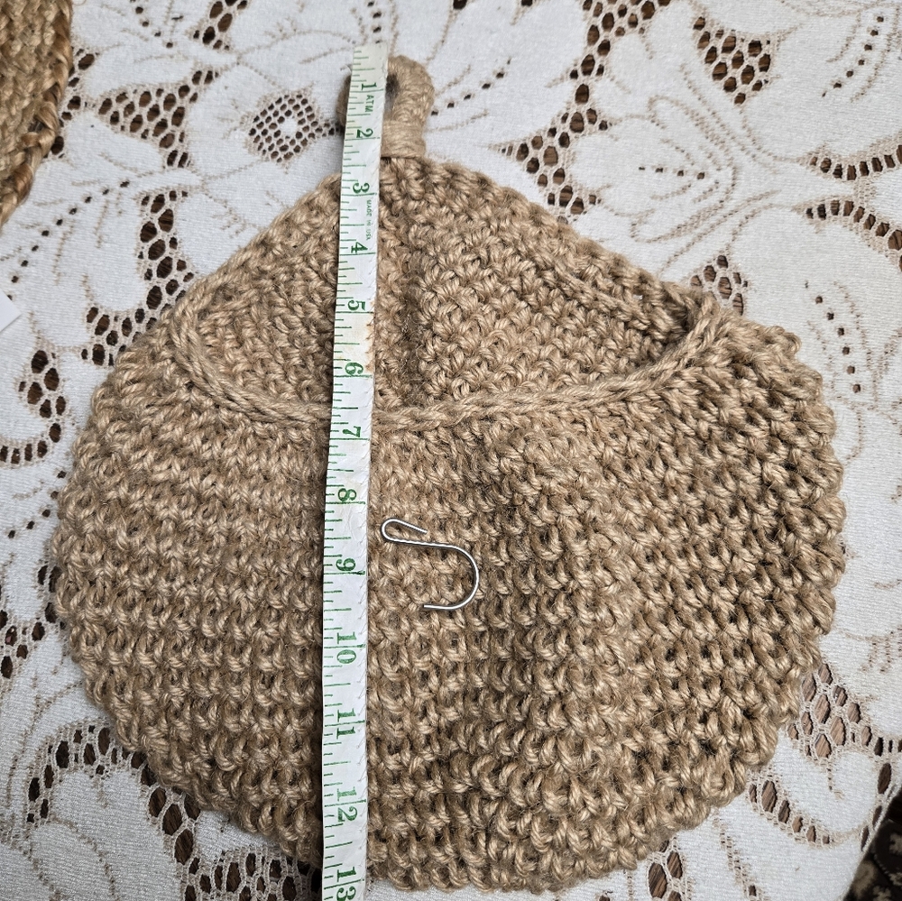 Lg hanging fruit/veggie holder - Picture 5 of 9